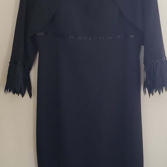 LAURA/2 piece dress 👗 - Picture 2 of 8